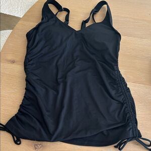 lands end black shirred tankini top, Size 2, NWT